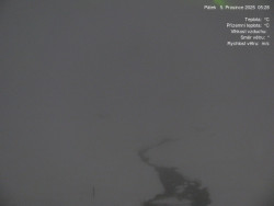 Luční bouda, pramen Bílého Labe