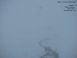 Luční bouda, pramen Bílého Labe