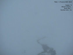 Luční bouda, pramen Bílého Labe