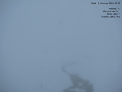 Luční bouda, pramen Bílého Labe