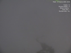 Luční bouda, pramen Bílého Labe