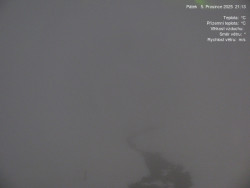 Luční bouda, pramen Bílého Labe