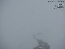 Luční bouda, pramen Bílého Labe