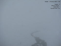 Luční bouda, pramen Bílého Labe