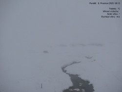 Luční bouda, pramen Bílého Labe