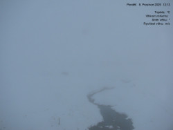 Luční bouda, pramen Bílého Labe