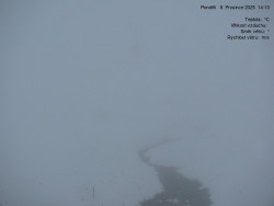 Luční bouda, pramen Bílého Labe