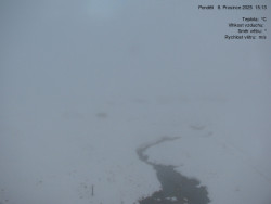 Luční bouda, pramen Bílého Labe