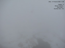 Luční bouda, pramen Bílého Labe