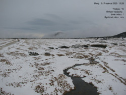 Luční bouda, pramen Bílého Labe