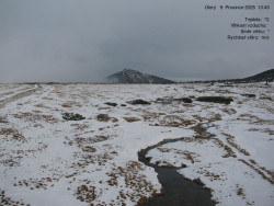 Luční bouda, pramen Bílého Labe