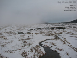 Luční bouda, pramen Bílého Labe