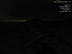 Luční bouda, pramen Bílého Labe