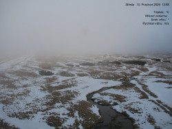 Luční bouda, pramen Bílého Labe