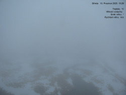 Luční bouda, pramen Bílého Labe