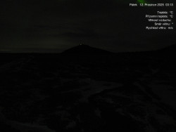 Luční bouda, pramen Bílého Labe