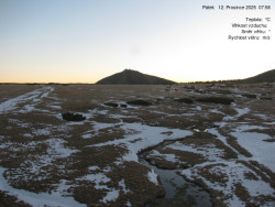 Luční bouda, pramen Bílého Labe