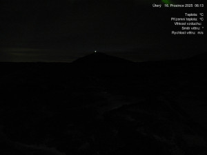 Luční bouda - Luční bouda, pramen Bílého Labe - 16.12.2025 v 06:15 Luční bouda - Luční bouda, pramen Bílého Labe - 16.12.2025 v 06:15