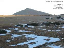 Luční bouda, pramen Bílého Labe