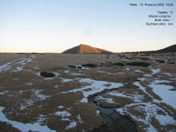 Luční bouda, pramen Bílého Labe