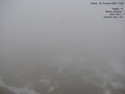 Luční bouda, pramen Bílého Labe