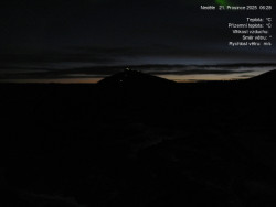 Luční bouda, pramen Bílého Labe