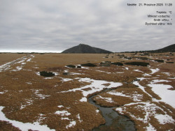 Luční bouda, pramen Bílého Labe