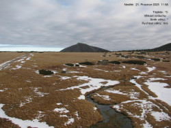 Luční bouda, pramen Bílého Labe