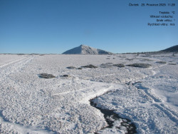 Luční bouda, pramen Bílého Labe