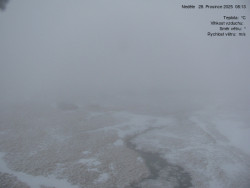 Luční bouda, pramen Bílého Labe