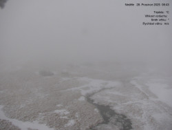 Luční bouda, pramen Bílého Labe