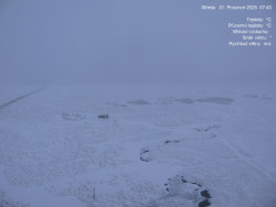 Luční bouda, pramen Bílého Labe