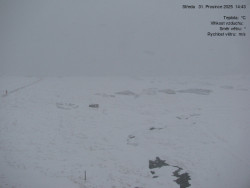 Luční bouda, pramen Bílého Labe