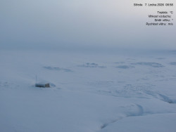 Luční bouda, pramen Bílého Labe