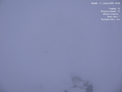 Luční bouda, pramen Bílého Labe