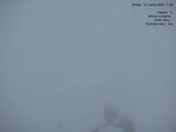 Luční bouda, pramen Bílého Labe