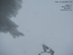 Luční bouda, pramen Bílého Labe