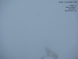 Luční bouda, pramen Bílého Labe