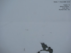 Luční bouda, pramen Bílého Labe