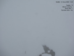 Luční bouda, pramen Bílého Labe