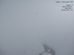 Luční bouda, pramen Bílého Labe