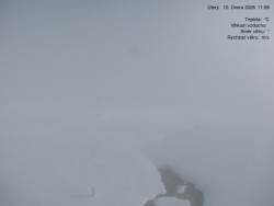 Luční bouda, pramen Bílého Labe