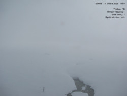 Luční bouda, pramen Bílého Labe