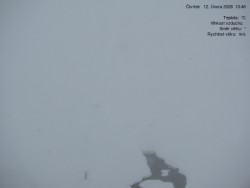 Luční bouda, pramen Bílého Labe