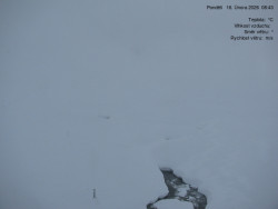 Luční bouda, pramen Bílého Labe