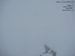 Luční bouda, pramen Bílého Labe