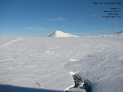 Luční bouda, pramen Bílého Labe