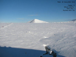 Luční bouda, pramen Bílého Labe