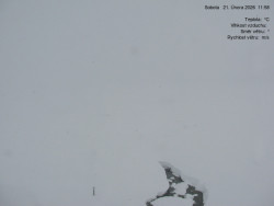 Luční bouda, pramen Bílého Labe