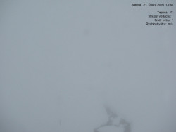 Luční bouda, pramen Bílého Labe